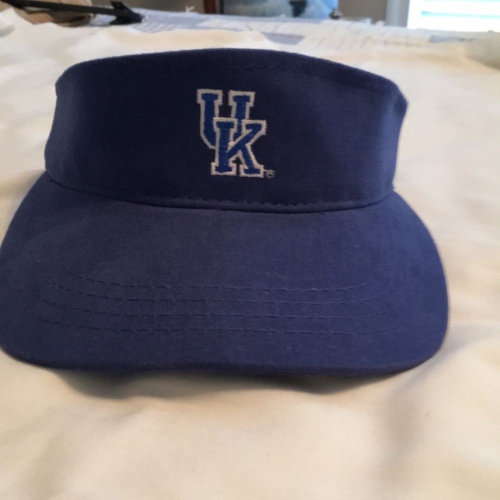 "UK" adjustable Sun Visor